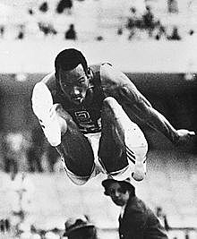 8,90m Bob Beamon (USA)