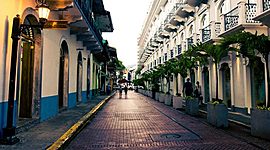 Timeline: Cronología de la Arquitectura y Eventos de Panamá La Nueva