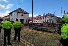 Atentado contra la escuela de policías General santander