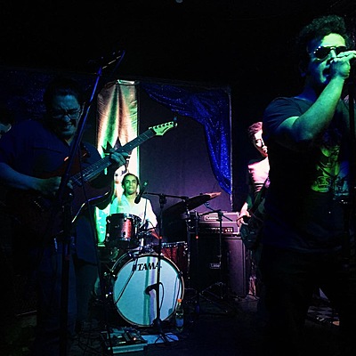 Timeline: Línea musical MIA DE MI