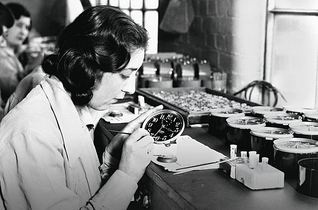 GUERRAS RADIO-MÚSICA