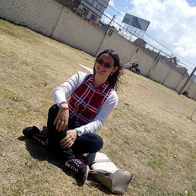 Timeline: Luisa Torres Ríos.