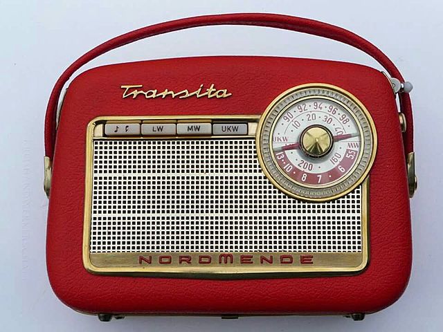 LA RADIO