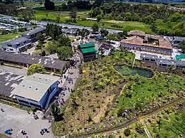 Entre a el colegio Refous