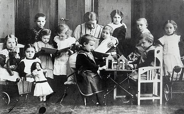 Parvulos, kindergarden o jardines