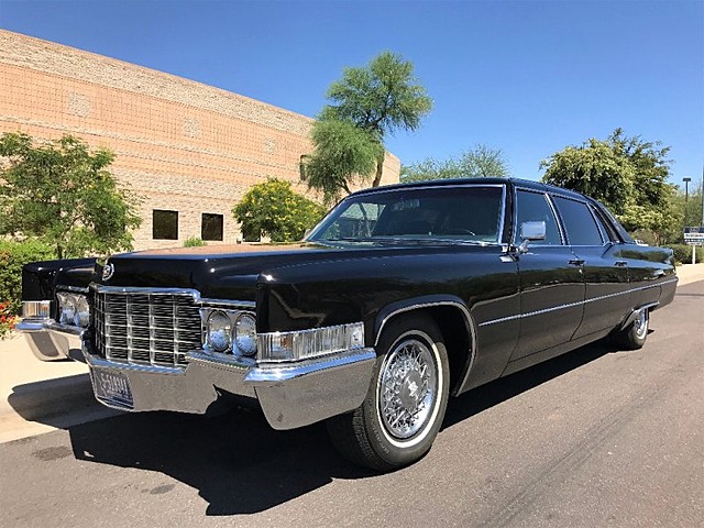 Cadillac Fleetwood 75