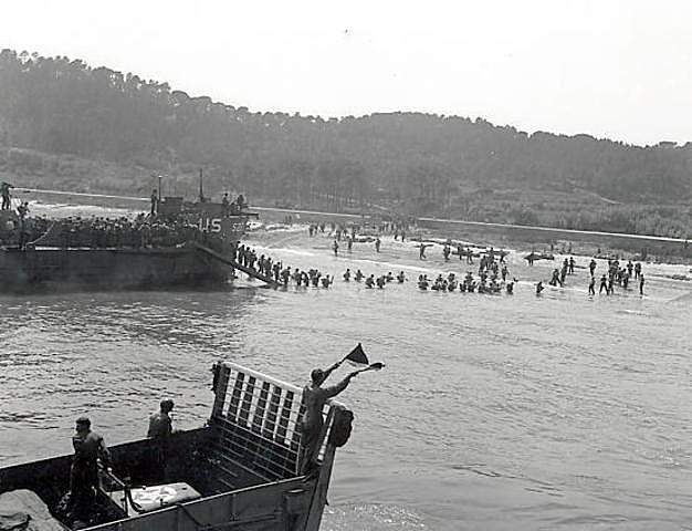 Desembarco de los aliados en Provenza.