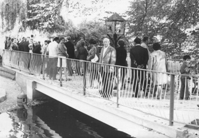 Errichtung Verbindungsbrücke