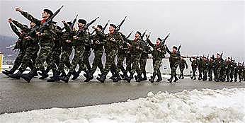 Alarma ante la posible pandemia de la gripe A. Retirada unilateral de las tropas españolas en Kosovo.