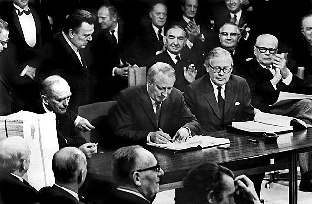 Primera ampliación de la CEE