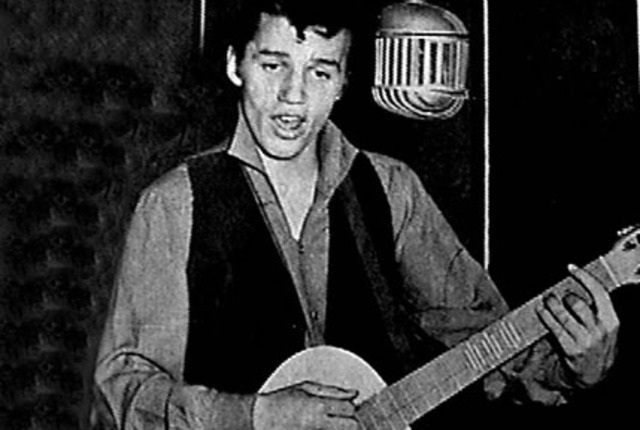 Peter Rock graba su primer sencillo