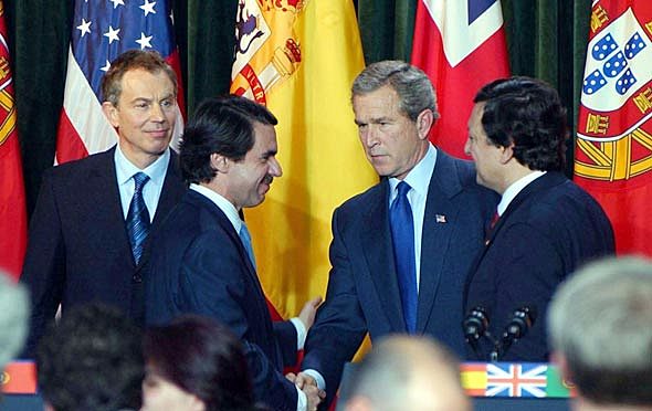 España se integra en la estructura militar de la OTAN