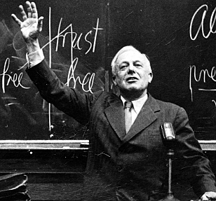 Eugen Rosentock argumenta que para la educación de los adultos era necesario utilizar filosofías, profesores y métodos específicos