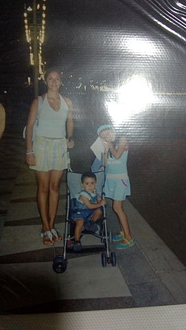 foto con mi hermana y mi mama