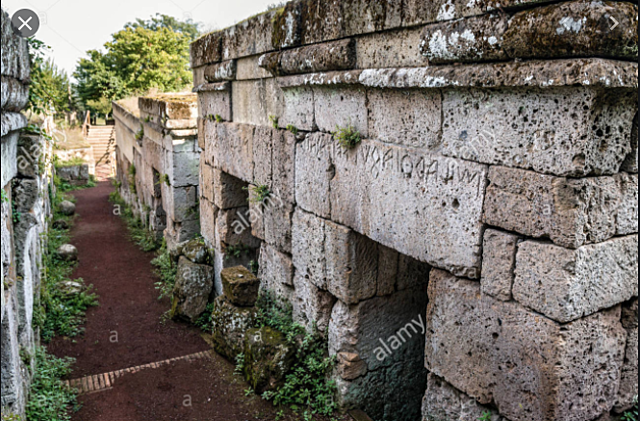 Necròpoli de Crocifisso del Tufo