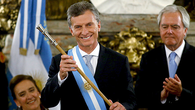 Mauricio Macri asume la presidencia