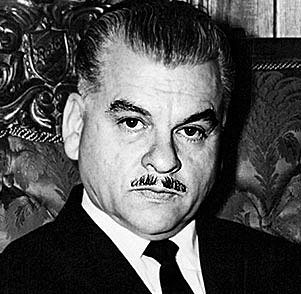 Entrego la presidencia a Julio Cesar Mendez.