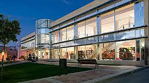 García Aguilar recibe el Premio Nadal (TC)