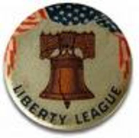 •	The American Liberty League is founded to defend conservative values of private property and individual enterprise.