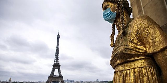 First known cases in France