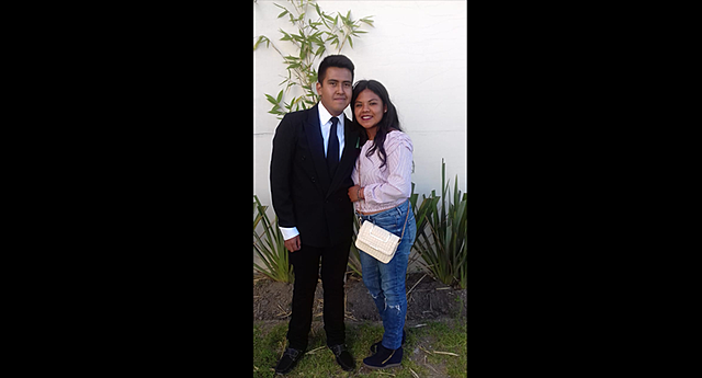 Mi Debut Cantando Solo