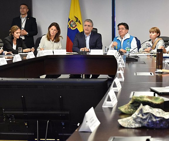 Instalación de un Puesto de Mando Unificado para monitorear la situación.