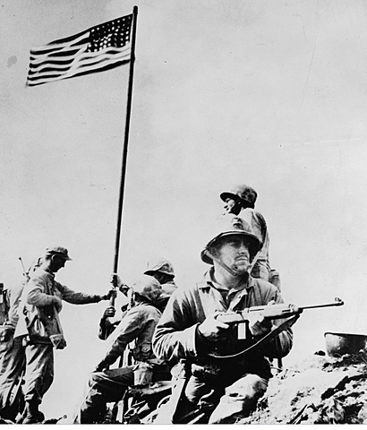 Iwo Jima eta Okinawa konkistatu