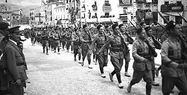 HACIA EL RECONOCIMIENTO INTERNACIONAL