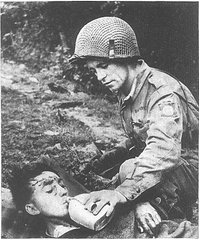 En los campos de batalla de Normandía