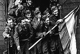 EL AVANCE DEL SECTOR TERCIARIO