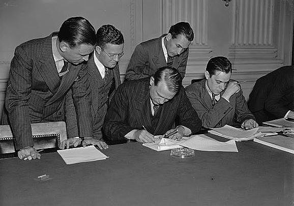 The House Un-American Activities Committee (HUAC)