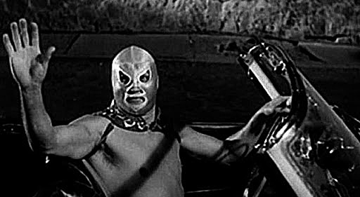 Cine de luchadores y Novelas.