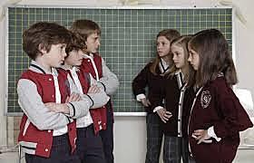 ESCUELA SEPARADAS A ESCUELAS MIXTAS