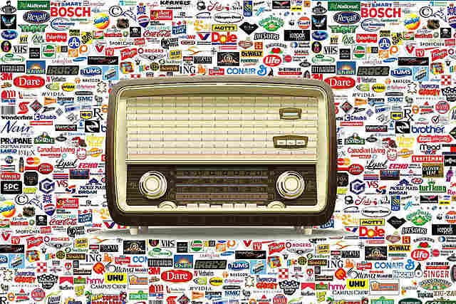 Introducción de la publicidad en las radios