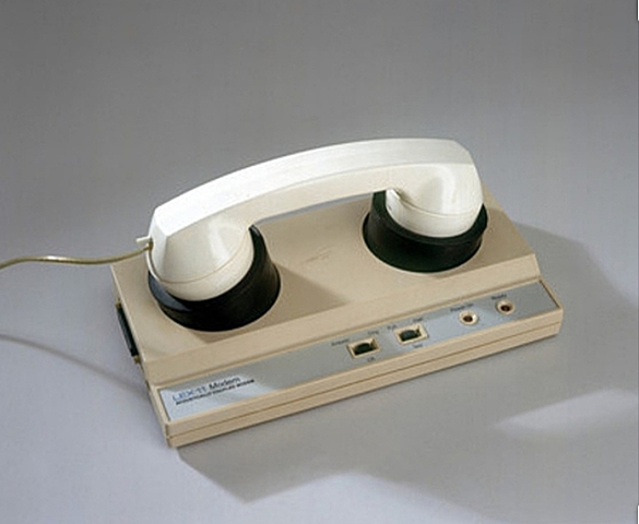 Modem "Hayes Smartmodem"