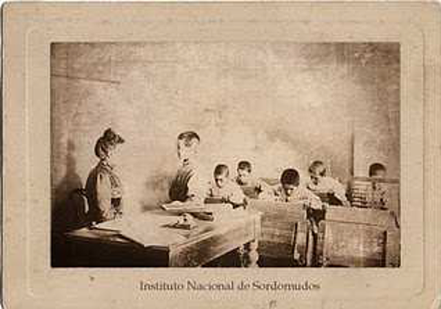 Instituto de Sordomudos de la Capital.