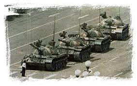 Bloke komunistaren amaiera