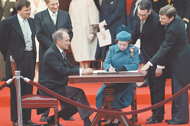 Rapatriement de la constitution