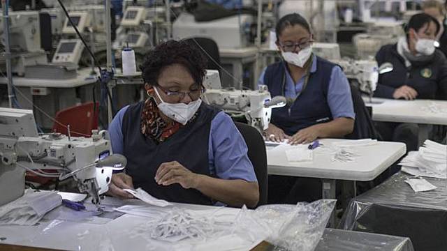 El gobierno destina recursos para la protección de empleos