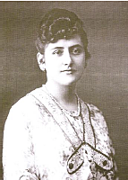 Carmen Baró Benedé llega a Totana. TC.