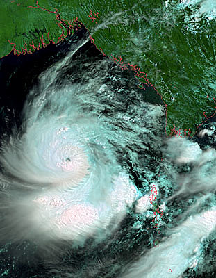 El ciclón Nargis golpea Myanmar