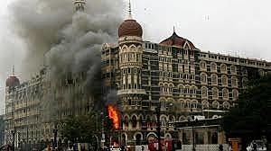 Atentado con bombas en Mumbai