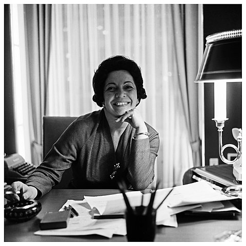 Primera Mujer Senadora