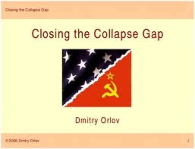 USSR collapses