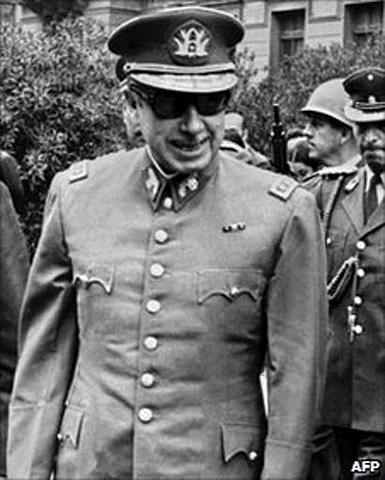 Dictadura de Pinochet a Xile.