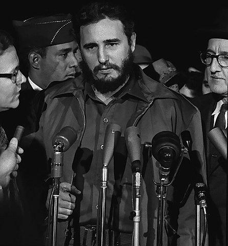 Inici de la dictadura de Fidel Castro a Cuba.