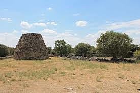Patio de barro roñoso