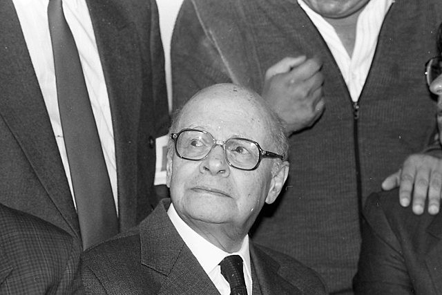 Carlos Lleras Restrepo. (presidente del frente nacional 1966-1970).