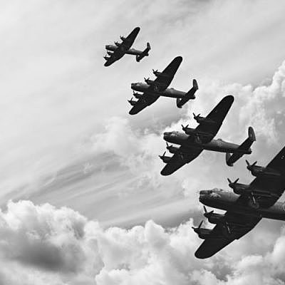 Timeline: L'Edat Contemporània, Segle XX