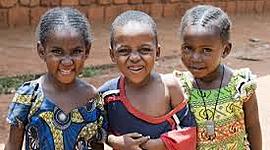 Timeline: HISTORIA DE LA INFANCIA Y LA ADOLESCENCIA